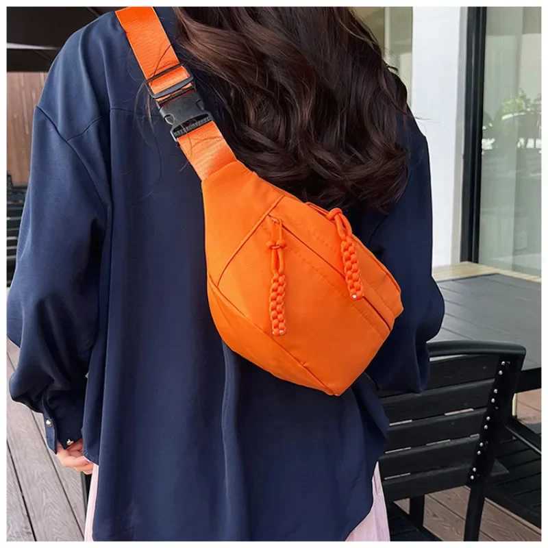 Fashion Street Trend Women Waist Bag Personalized Simple Solid Color Crescent Bag Lightweight High Quality Sports Crossbody Bag Z240912