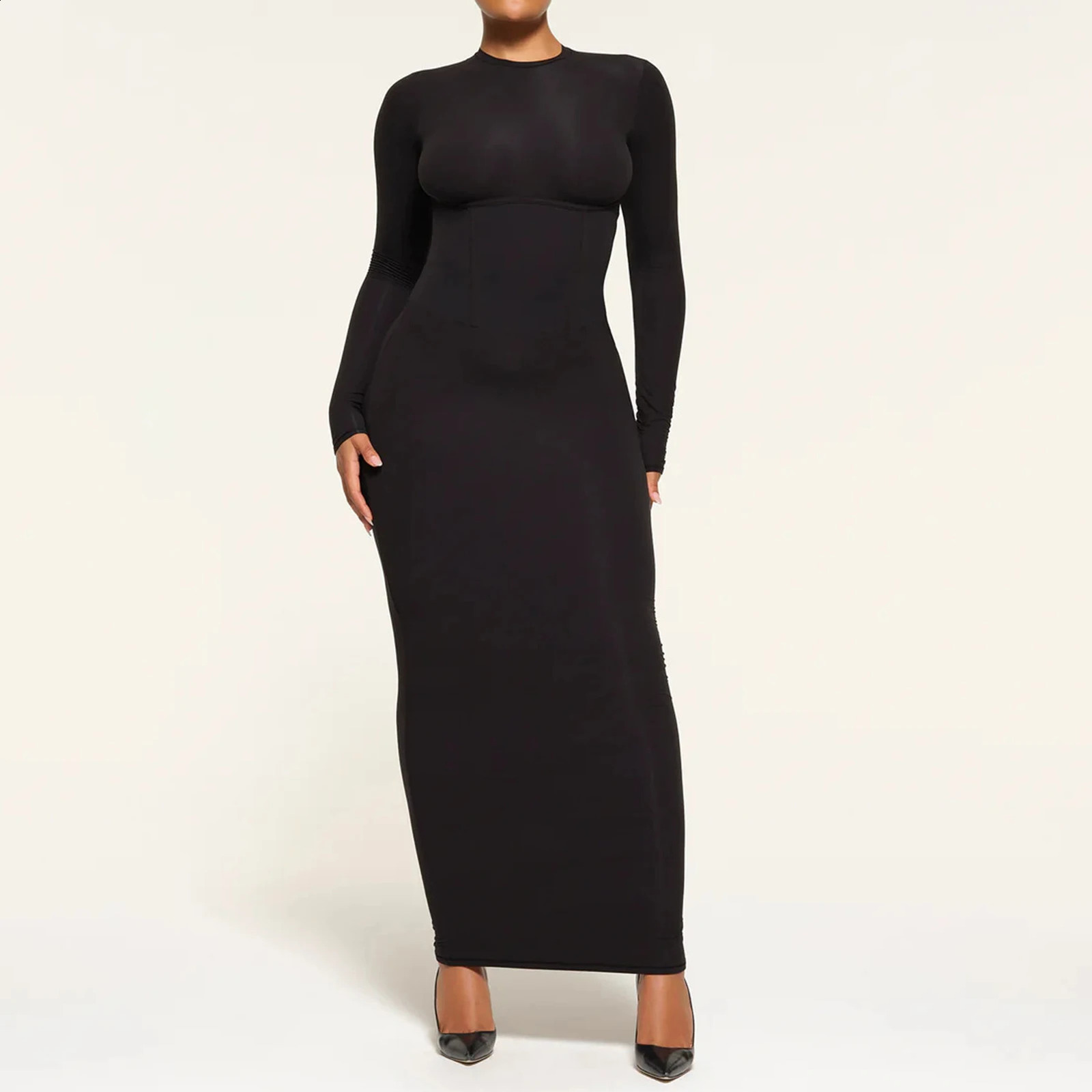 Womens long sleeved dress solid color crew collar slim fit black Maxi sexy girl simple vacation set 240913