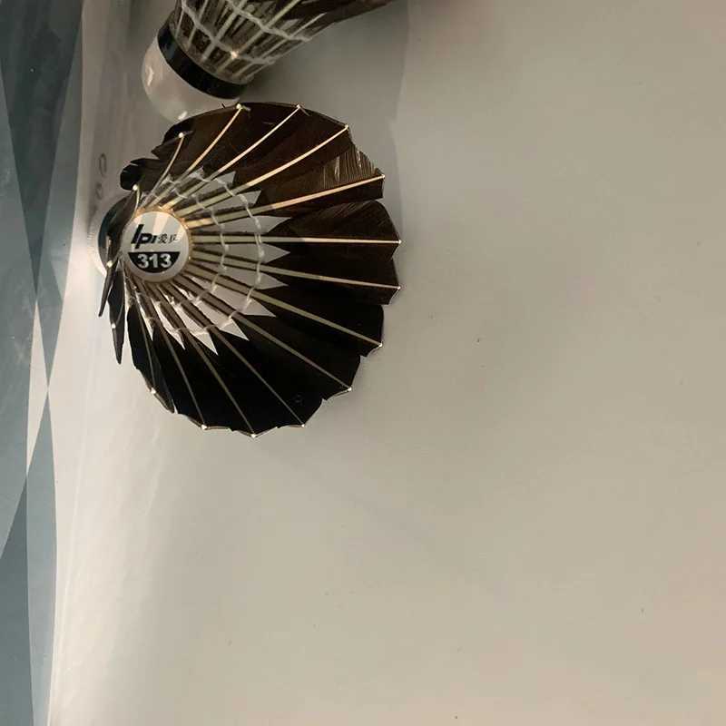 Black Barreled Badminton Training Match Black Goose Feather 12-pack Wholesale Badminton. Shuttlecock Durable Shuttlecock Y240912