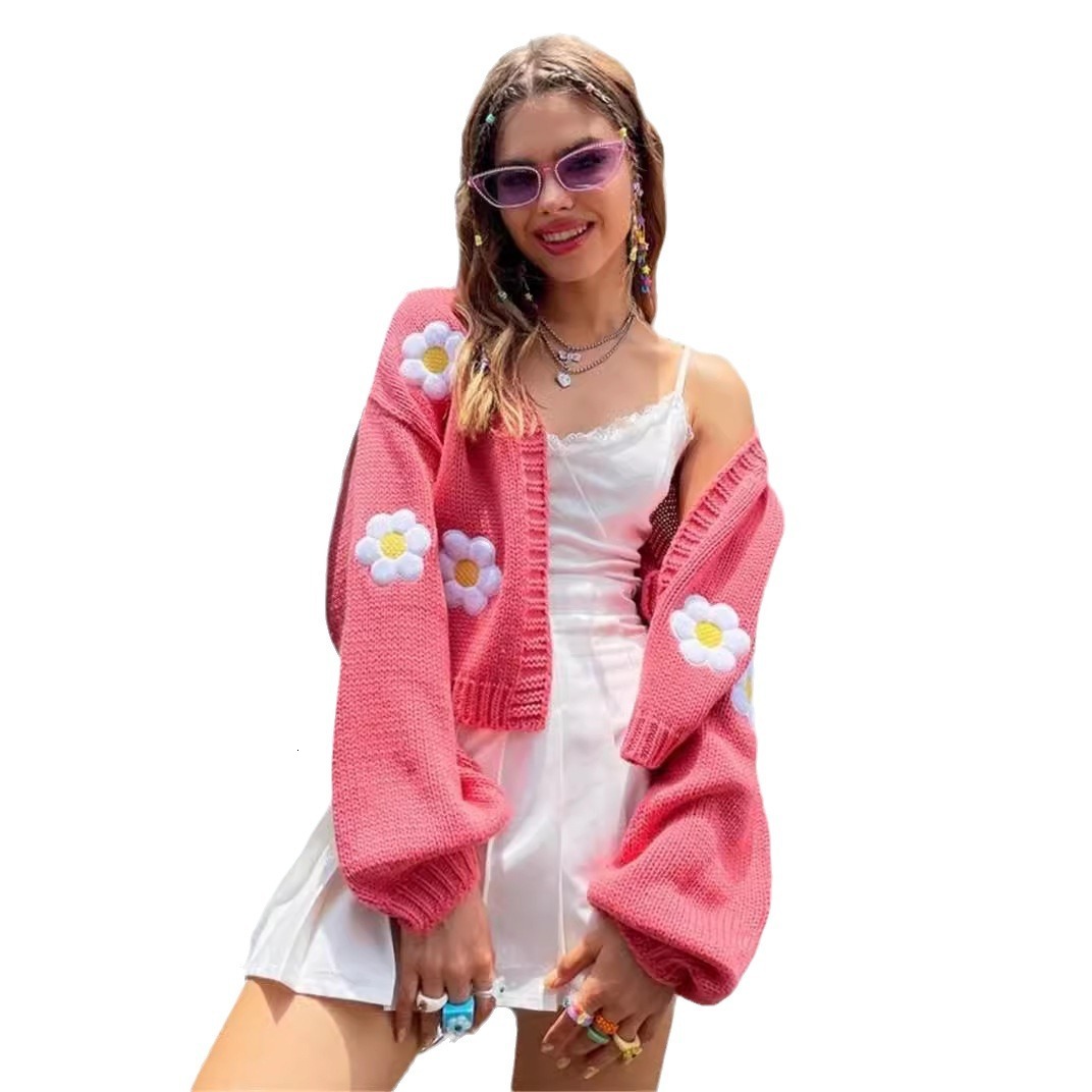 Autumn New Sweet Flower Pattern Cardigan Loose Short Knitted Women's Sweater