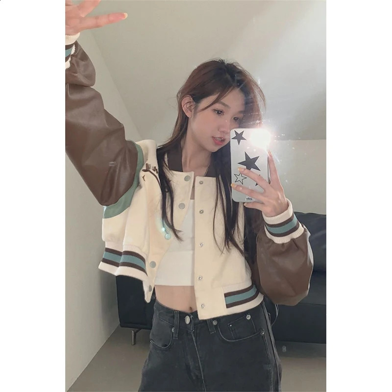 Y2K Cropped Baseball Jackets Women Harajuku Oversized Bomber Coat Streetwear Korean Letter Print Casual Short Outerwear Tops 240904