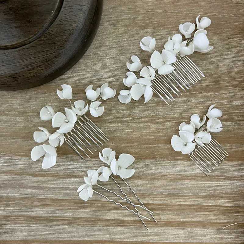Handmade White Ceramic Flowers Bridal Hair Comb Pearls Wedding Headpiece Charming Prom Hair Accessories JewerlyX240913
