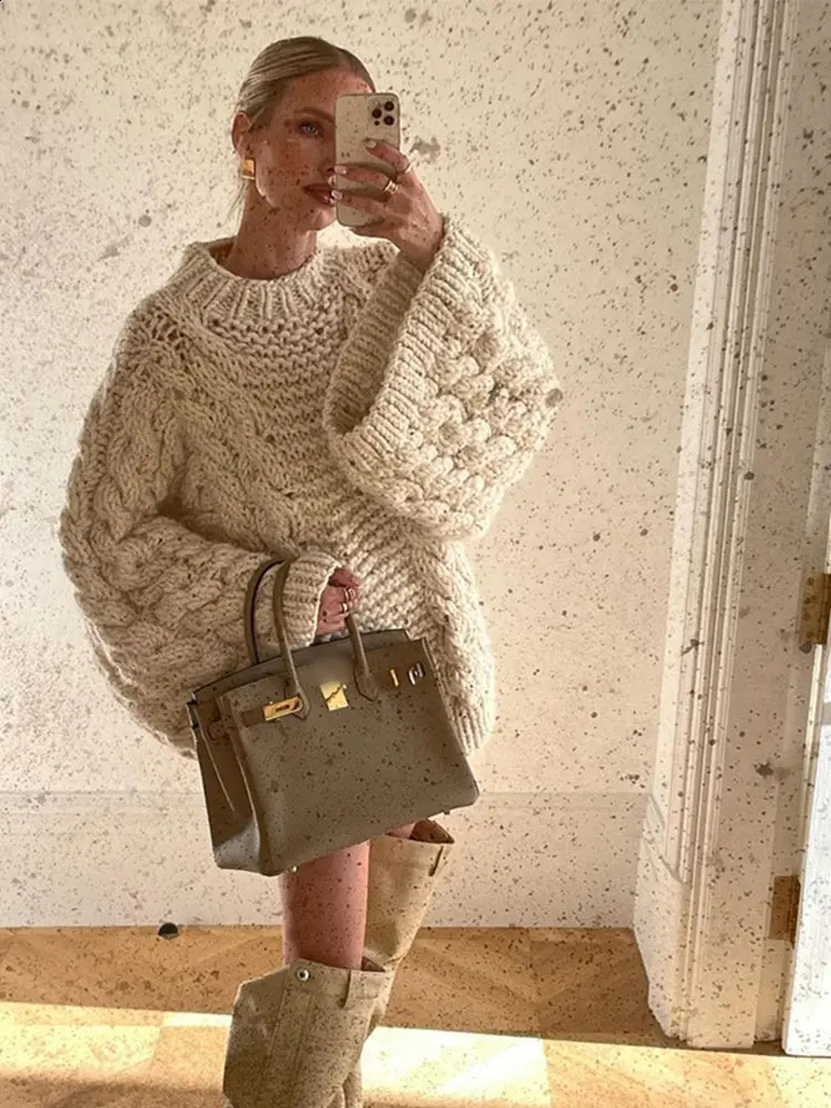2024 Autumn Winter Oversize Knit Pullover Women Casual Lazy Round Neck Kintted Solid Sweater Female Loose Sleeves Knitwear Lady 240912