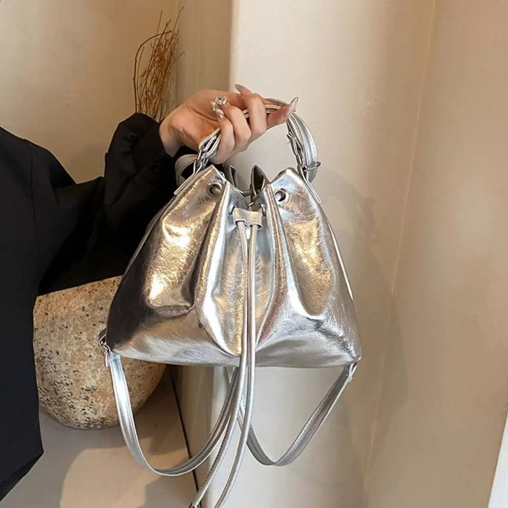 Portable PU backpack with large capacity brown solid color shoulder bag Korean solid color retro backpack 240912