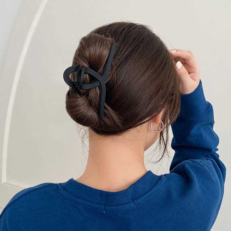 Women Elegant Black Geometric Plastic Hair Claw Lady Sweet Long Hair Holder Toothed Hair Clips Hairpins Fashion Hair AccessoriesX240912