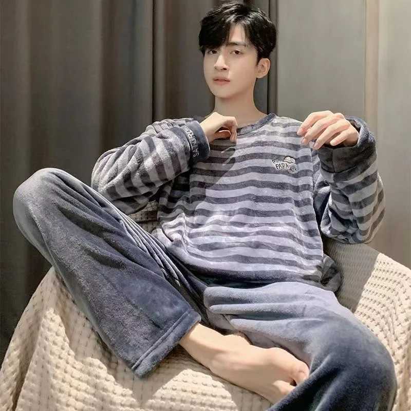 Autumn And Winter 2-Piece Set Of Mens Coral Fleece Pajamas Long-Sleeved Long Trousers Boys Winter Thickened And Padded Mens Au Y240913