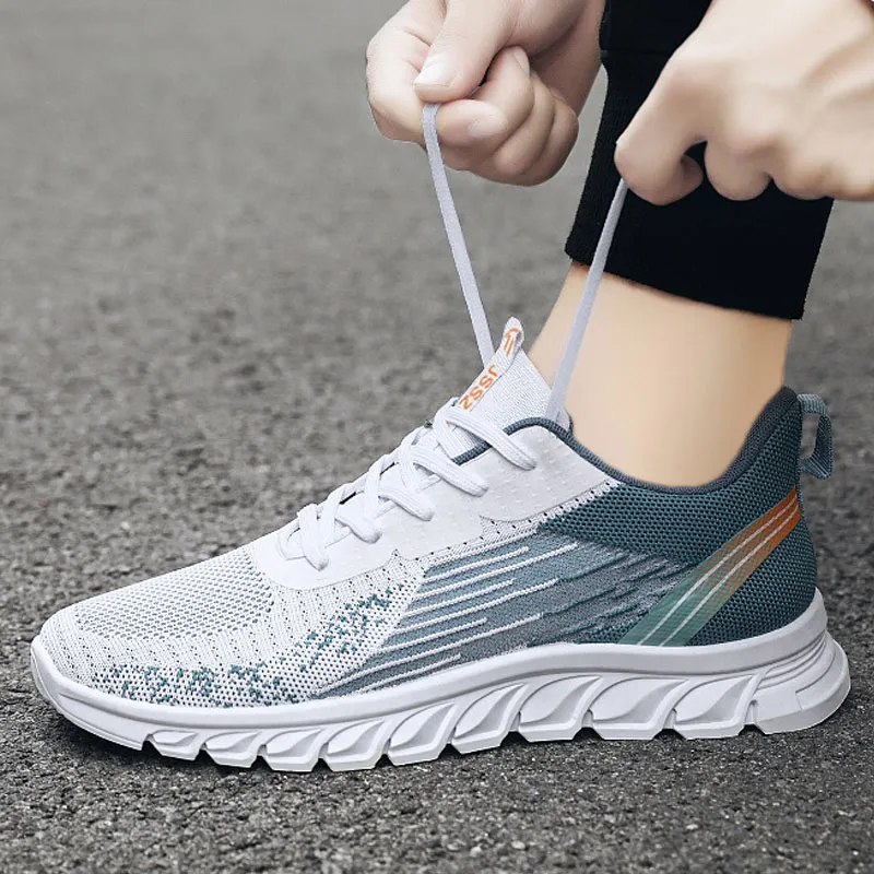 2025 new Casual Lace Up shoes Men Outdoor Wear non-slip Mesh Antislip Sneaker Winter Fashion Classic Design zhanyishengli