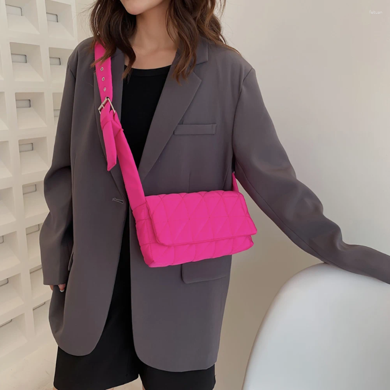 Bag Fashion Padded Quilted Crossbody Solid Color Designer Shopper Pouch Belt Buckle Women Purse Portable Travel