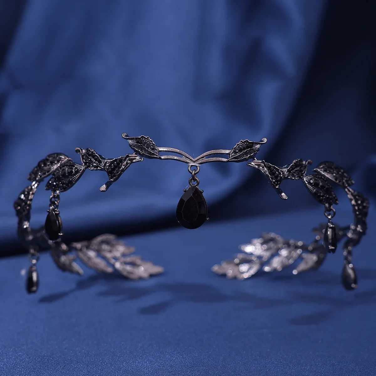 Black Crystal Pendant Tiara Head Band Alloy Circle Wedding Tiaras Hot Sale Bridal Luxury Hair Beauty Wedding or PartyX240913