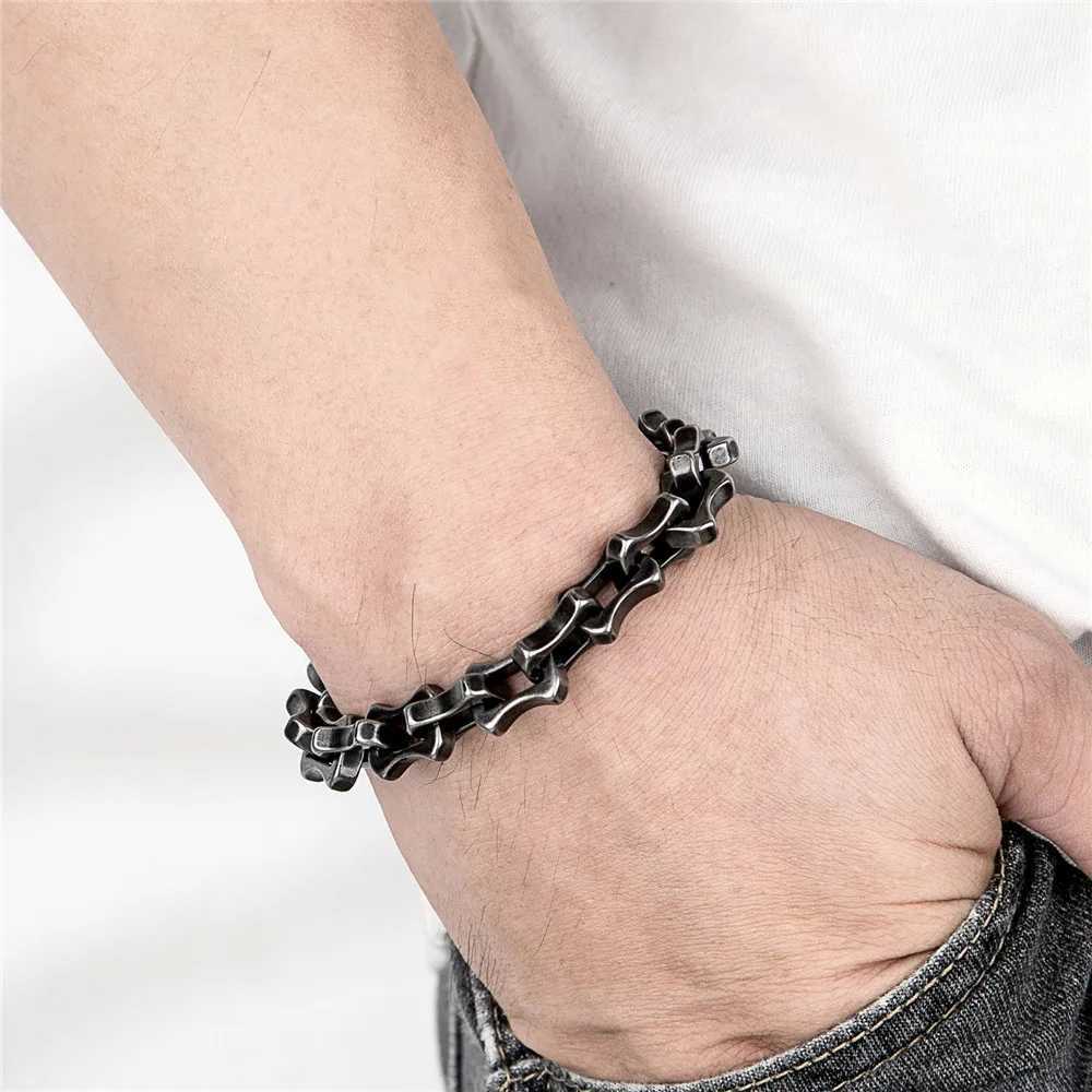 MKENDN Locomotive Vintage Oxidized Black Keel Chain Link Men Bracelet Punk Stainless Steel Motorcycle Bracelets Male JewelryX240913
