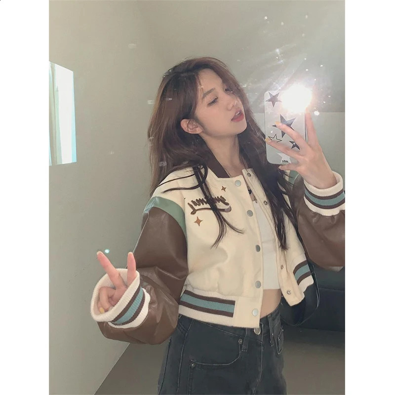 Y2K Cropped Baseball Jackets Women Harajuku Oversized Bomber Coat Streetwear Korean Letter Print Casual Short Outerwear Tops 240904