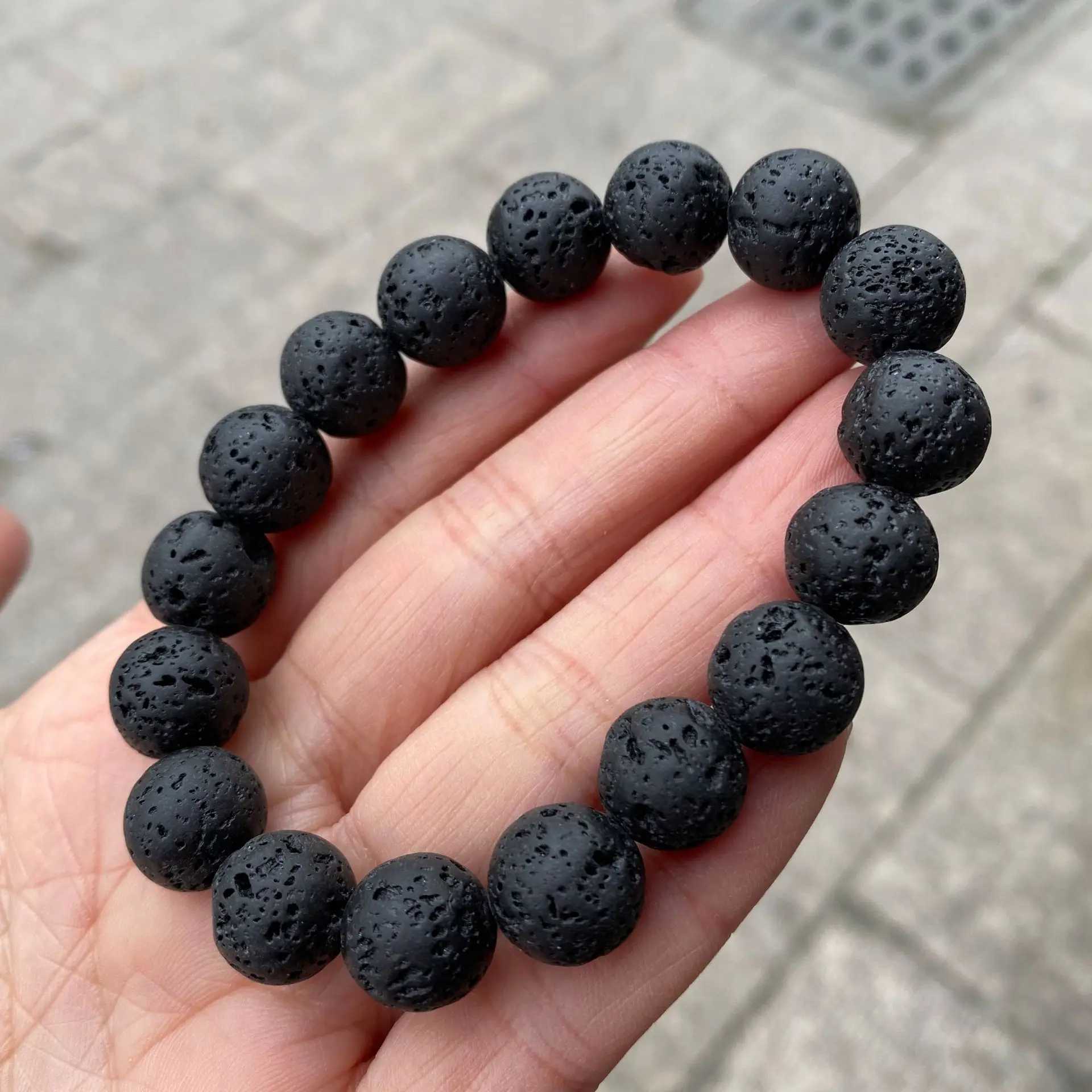6/8/10/12MM Bead Elastic Bracelet for Men Natural Volcanic Lava Stone Charm Bracelet Jewelry Energy Yoga Pulsera Hombre W240913