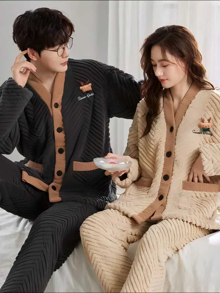 Couple Look Pijama Room Wear Winter Warm Sleepwear Big Size Pajamas Man Woman Set Korean Style Two Piece Nighty Dress Romantic Y240913