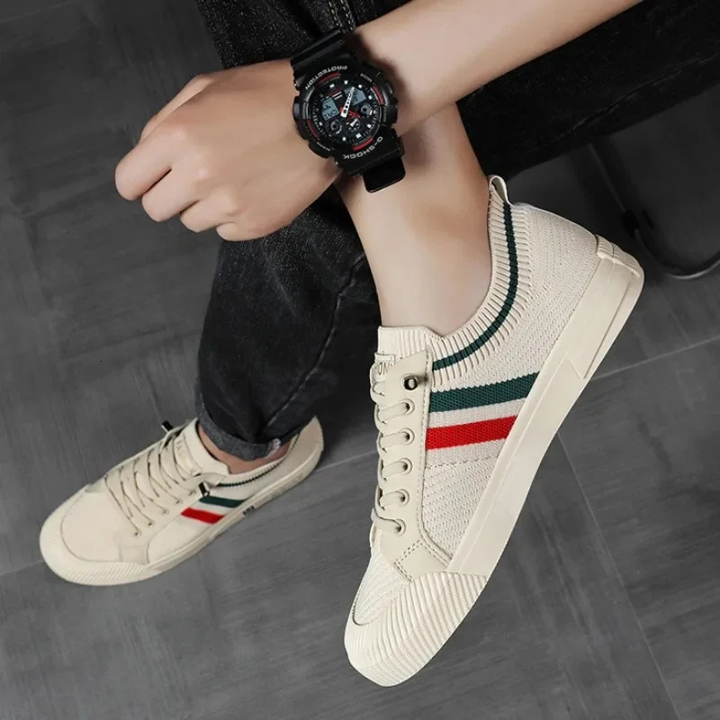 Men's Casual Shoes Fashion Sneakers for Men Light Mesh Breathable Outdoor Walking Loafers Male Flats Zapatos Para Hombres