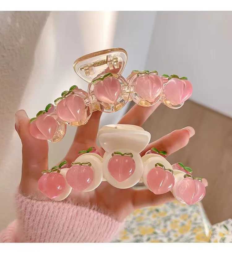 HANGZHI New Pink Peach Hair Clip Vintage Cute Bow Tie Shark Hair Claws Bear Heart Hair Claw For Women Party Head AccessoriesX240912