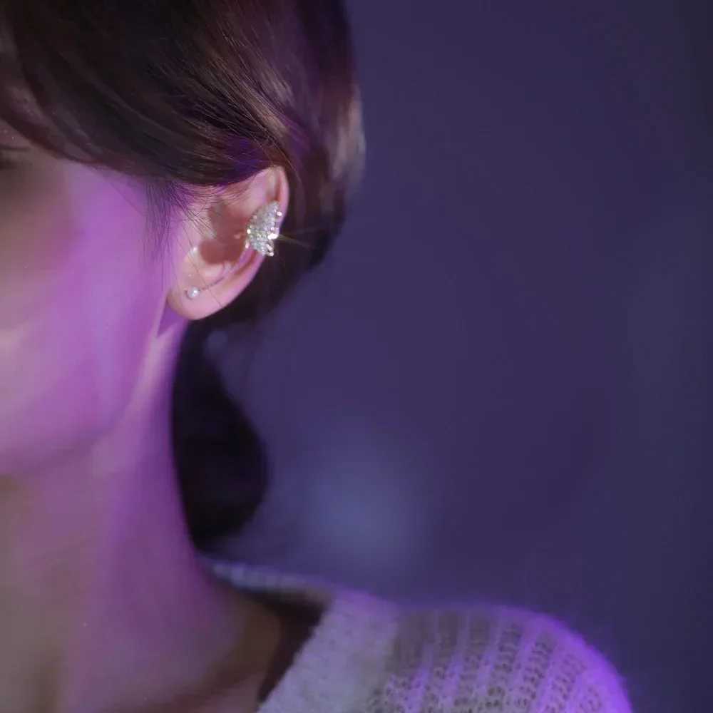 New Delicate Zircon Cute Butterfly Clip Earrings Female Buckle Ear Cuff No Piercings Cartilage Ear for Women Fashion JewelryX240913