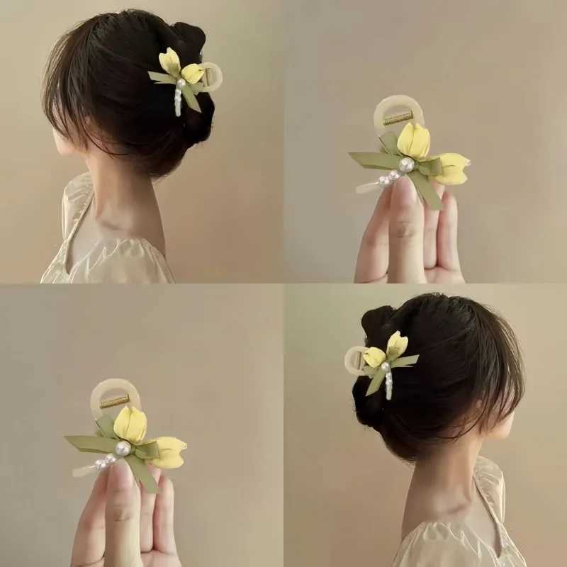 Exquisite Summer Hair Claw with Tulip Flowers and Pearls Gentle and Sweet Hair Accessory Luxurious bowknot butterfly claw clipsX240912