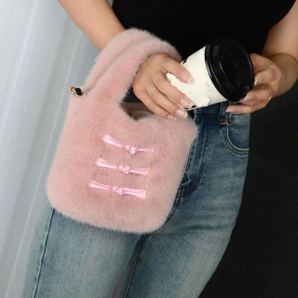 Chinese style plush shoulder bag large capacity light weight cross body bag 240912