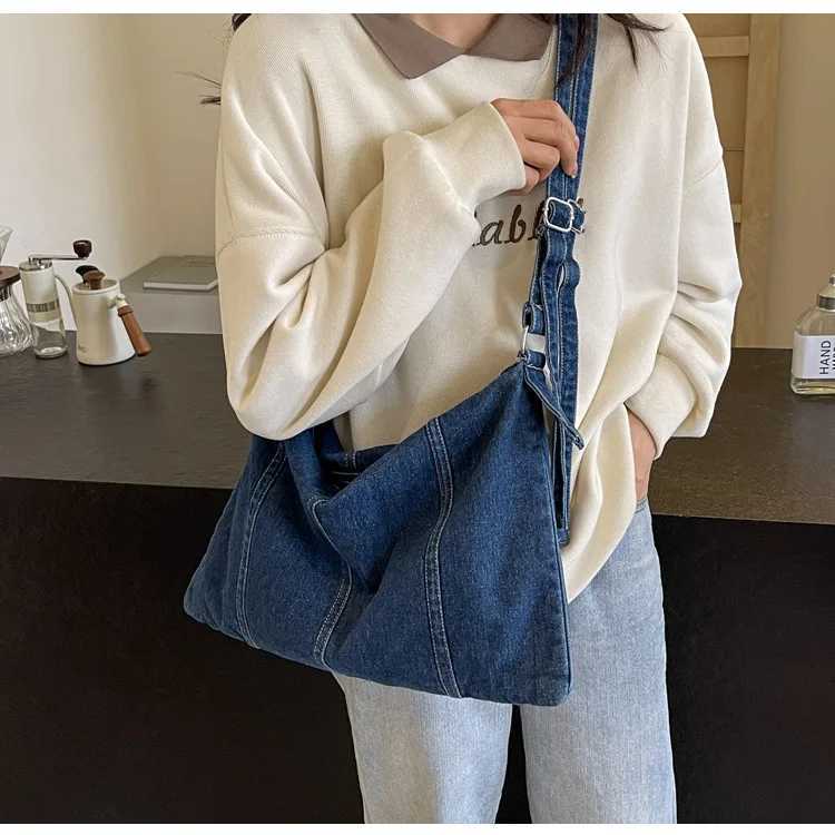 Denim Messenger Bag for Women Fashion Shoulder Bags Chic Hobo Casual Crossbody Outdoor Travel Tote Women s 2024 240913