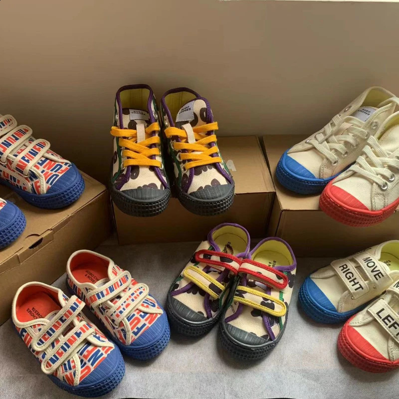 Childrens canvas shoes childrens shoes girls breathable casual sports shoes childrens sports shoes childrens sports shoes 240913