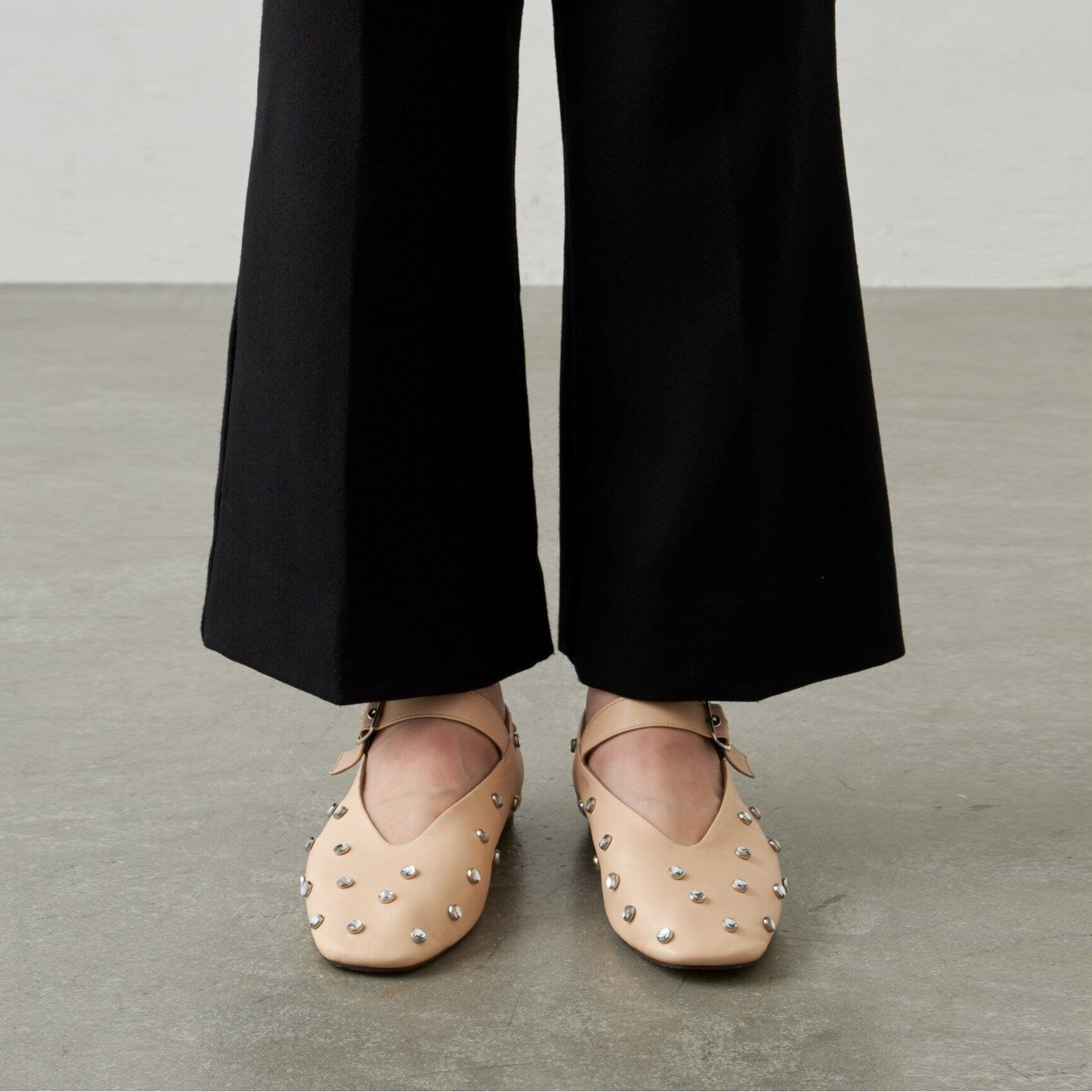 QUTAA 2024 Women Flats Fashion Crystal Buckle Strap Shoes Woman Genuine Leather Round Toe Mary Janes Spring Summer Size 34-43