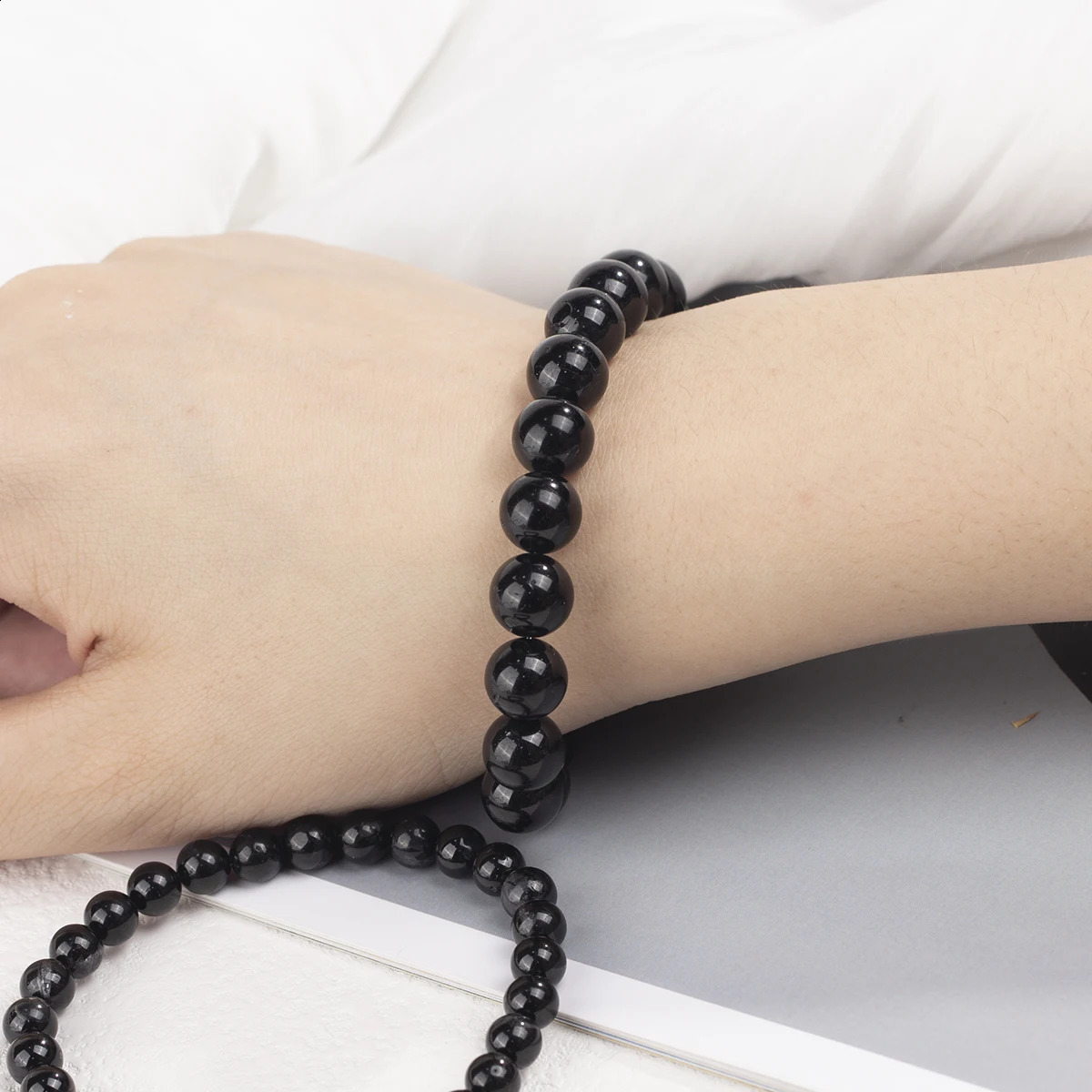 1Pcs Natural black tourmaline handmade beaded 6mm10mm personality bracelet neutral holiday gift to friends 240906