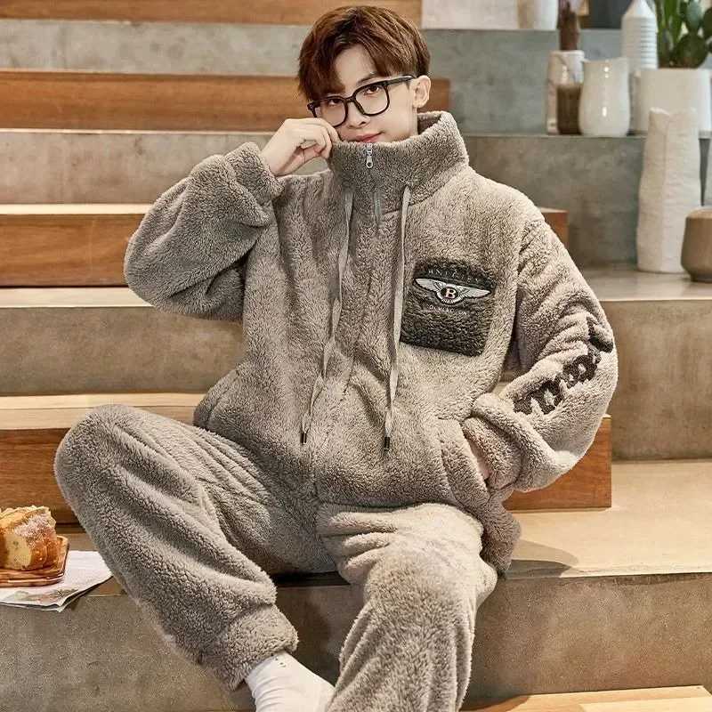 Thickened Pajamas Young Coral Sleepwear Students Zipper Suit Loungewear 2023 New Velvet Loose Men Winter Homewear Autumn Y240913