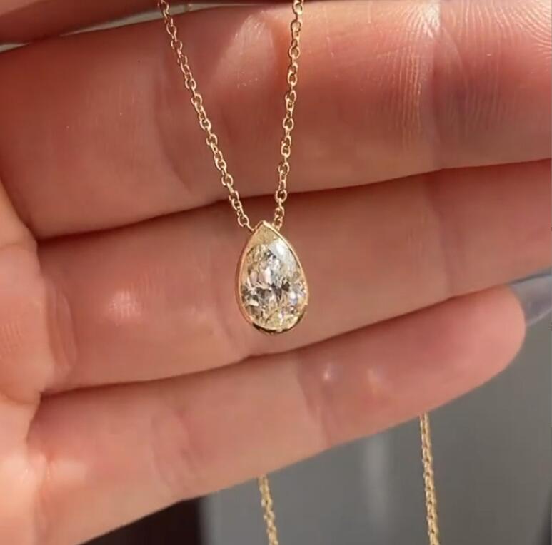 2024 Choucong Brand Handmade Water Drop Pendant Simple Fine Jewelry 925 Sterling Silver Gold Fill Pear Cut 5A Zircon Party Women Wedding Clavicle Neck