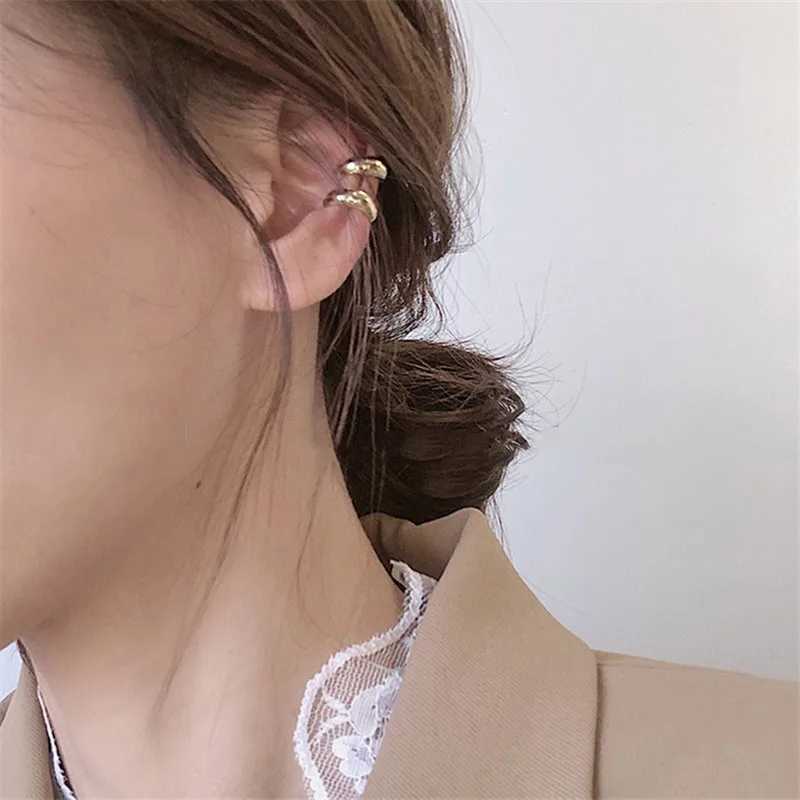 New Vintage Simple U-shaped Ear Cuff Non Pierced Clip Earring Trendy Punk Antique Color Small Flower Carved HollowX240913
