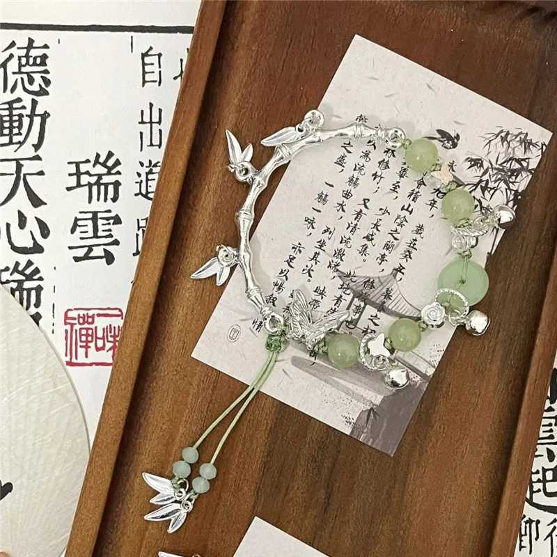 New luxury design Chinese style imitation jade lotus flower bead bracelet womens jewelry gift design butterfly pendant bracelet W240913