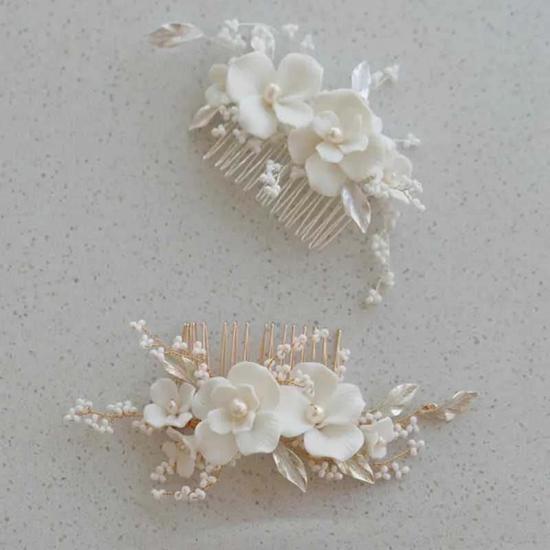 Handmade White Ceramic Flower Hair Comb For Bridal Exquisite Gold Color Leaf Pearl Wedding Tiara Accessories Prom JewelryX240913