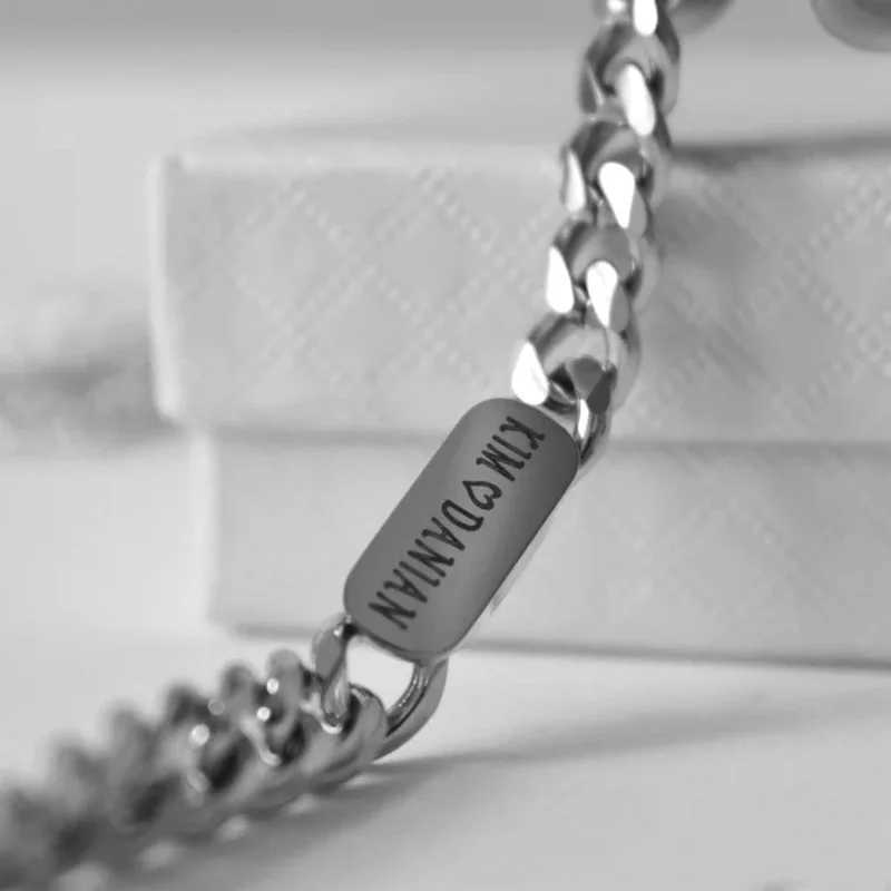 Vnox Custom Cuban Chain Bracelets for Men Jewelry with Tag 7.8MM Wide Stainless Steel Curb Links Wristband Male GiftX240913