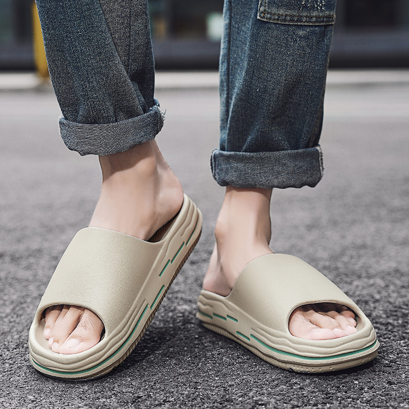 2023 Trend Men Slippers Outdoor Sandals Beach Soft Thick Sole Slides Men Casual Shoes Mens Flip-flops Indoor Home Slippers Slide