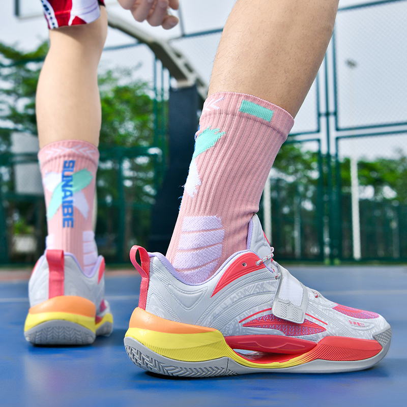 QQ899 New High Quality Mens Basketball Sneakers Womens Training Sports Shoes for KIds Breathable Cushion Basketball Shoes 35-45