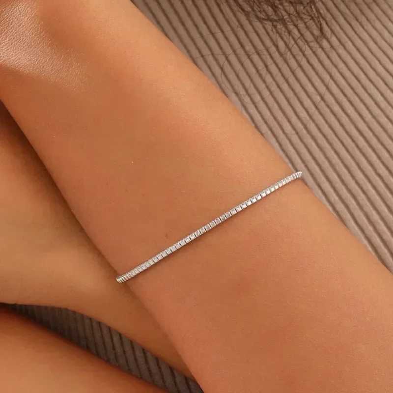 Designer Exquisite Wedding Cube Zirconia High Quality Minimalist Women's Tennis Bracelet Sterling Sier Free shipping