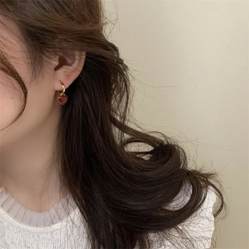 Simple n Wine Red Love Heart Dangle Earrings for Women Gold Color Circle Vintage Peach Drop Earring Can Be Separated 240906