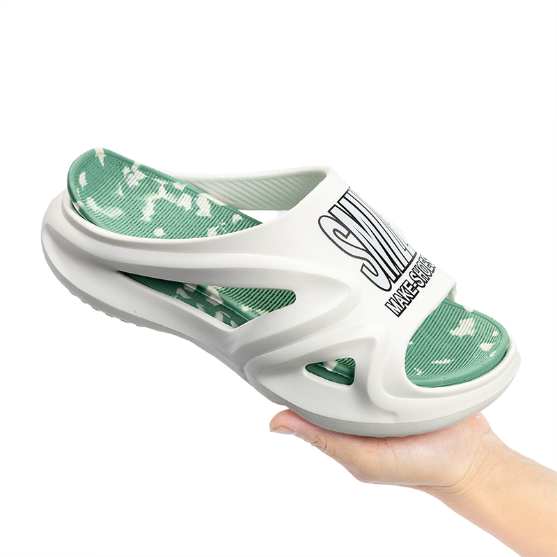 Fashion Men's Slippers Outdoor Indoor Sandals Beach Men Casual Shoes Thick Soft Sole Slides Men Flip-flops Men's Couple Slippers