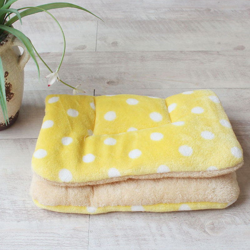 Flannel Colorful Small Animals Nest Small Pet Nest Winter Rabbit Guinea Pig Nest Mat Thick Hamster Pad Washable Warm Blanket
