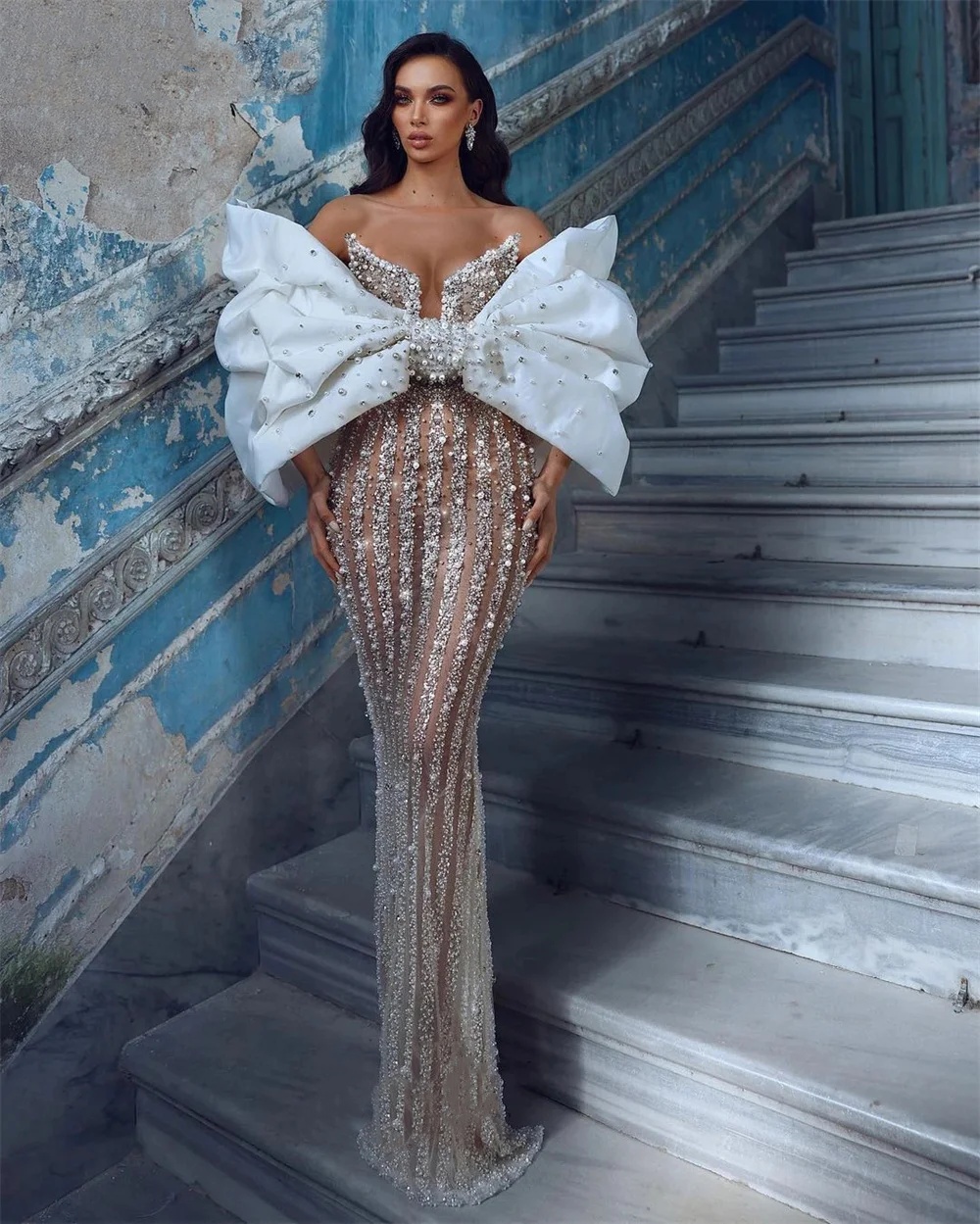 Luxury Mermaid Wedding Dresses See Through Pearls Sequins Strapless Bow Bride Gown Bridal Dress Illusion Custom Made Vestido de novia