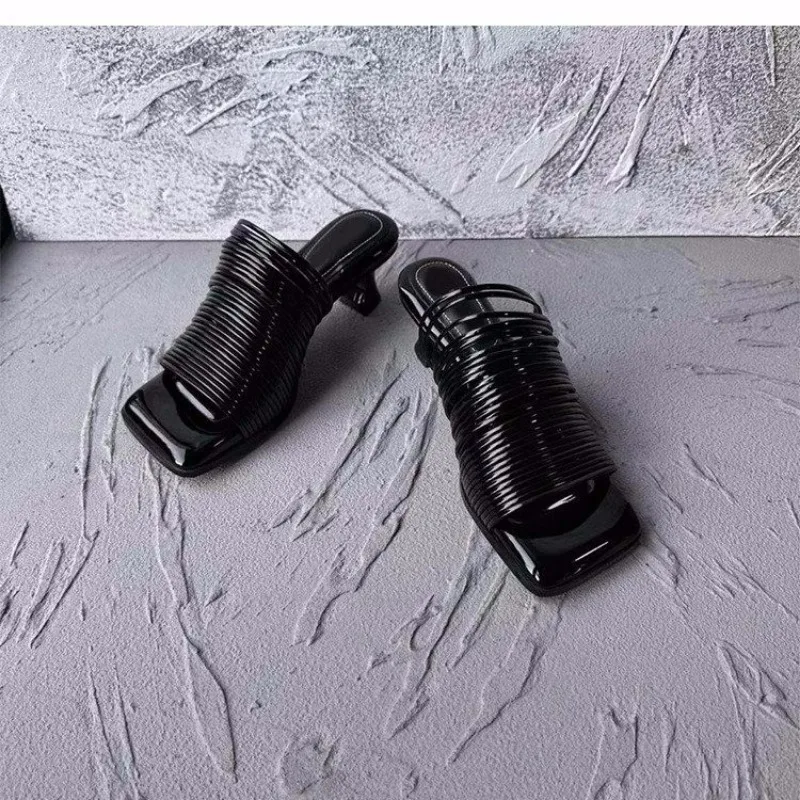 2024 New Women's Slippers Fashion Design Wedge Leather Fish Mouth Flip p Outdoor Summer Party Simple Low Rubber New Women Sandals d639