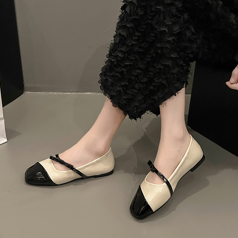 French Shallow Mouth Single Shoes Women 2024 Spring and Autumn New Late Flat Shoes Square Head Black Mary Jane Shoes