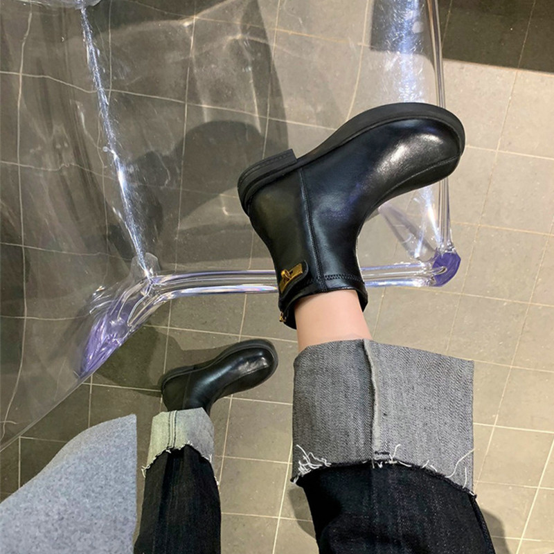 2024 Autumn And Winter New British Wind Round Head Back Zipper Thick Bottom Thick Split Leather Short Boots Women