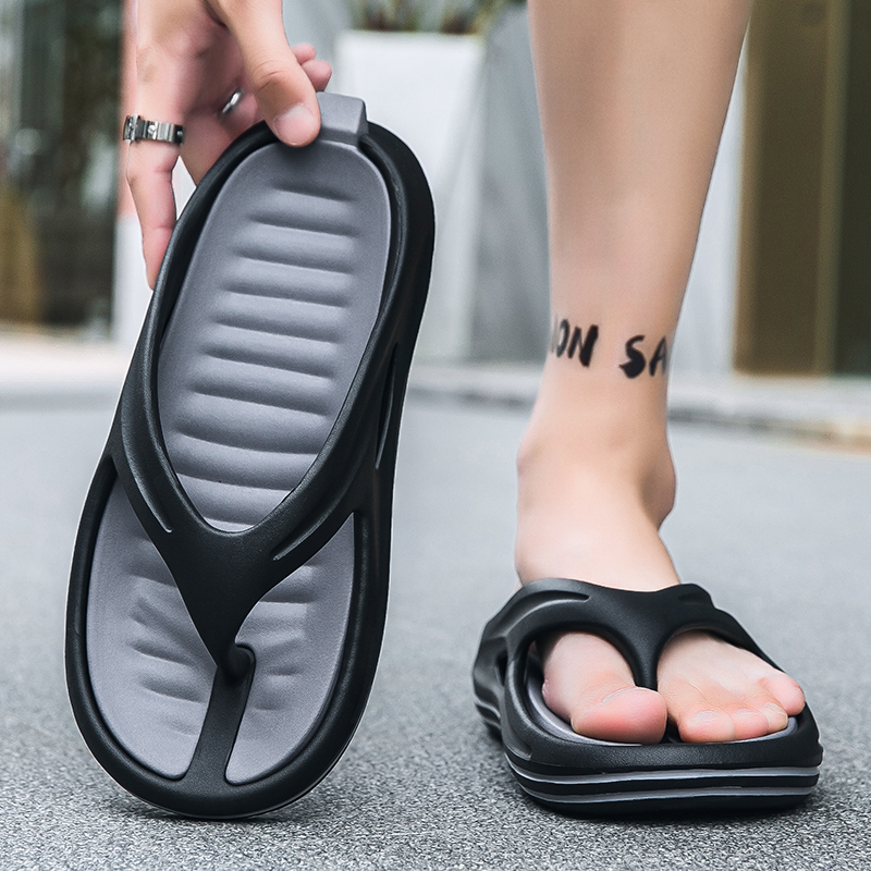 High Quality New Men Flip Flops Slippers Outdoor Indoor Beach Sandals Trend Men Thick Sole Soft Slides Men Slippers Casual Shoes