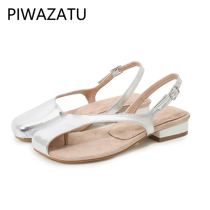 2024 Summer New Silver Covered Toe Sandals Women's Thick Heel Sandals Fashion Niche Casual Shoes