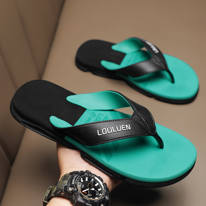 2023 New Summer Men Flip Flops Outdoor Indoor Soft Sole Slippers Beach Men Breathable Non-slip Bathroom Men's Flip Flops Sandals