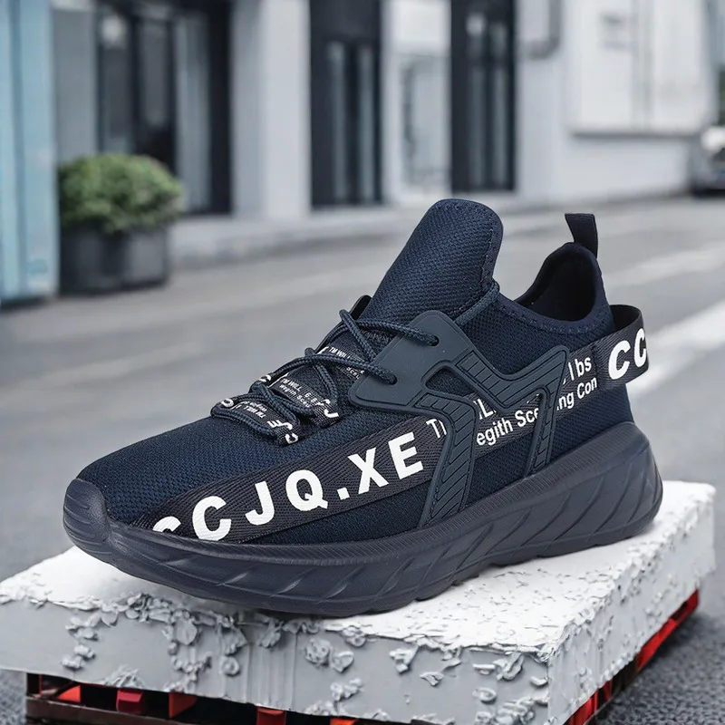 High-Quality Leather Casual Sneakers for Men: Fashionable, Durable, & Comfortable 4 Comtable