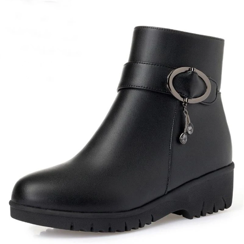 Snow Boots Soft Leather Women's Shoes Mother Ladies Female Winter Wool Fur Wedges Warm Boots Plus Size 35-43 botas de mujer