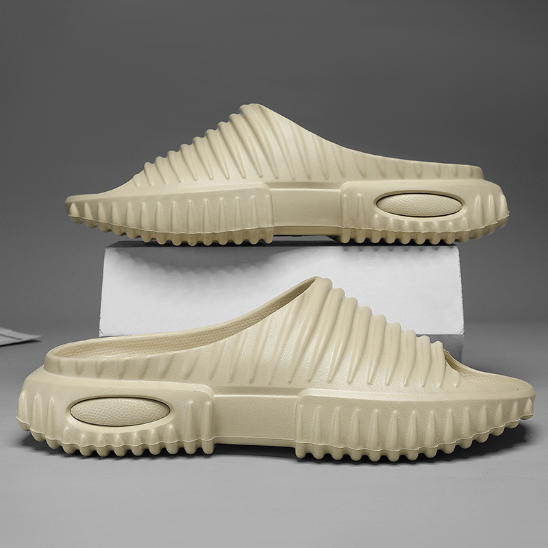 Fashion Men Slippers Indoor Outdoor Sandals Beach Soft Sole Slides Design Men Casual Shoes Flip-flops Non-slip Home Slippers