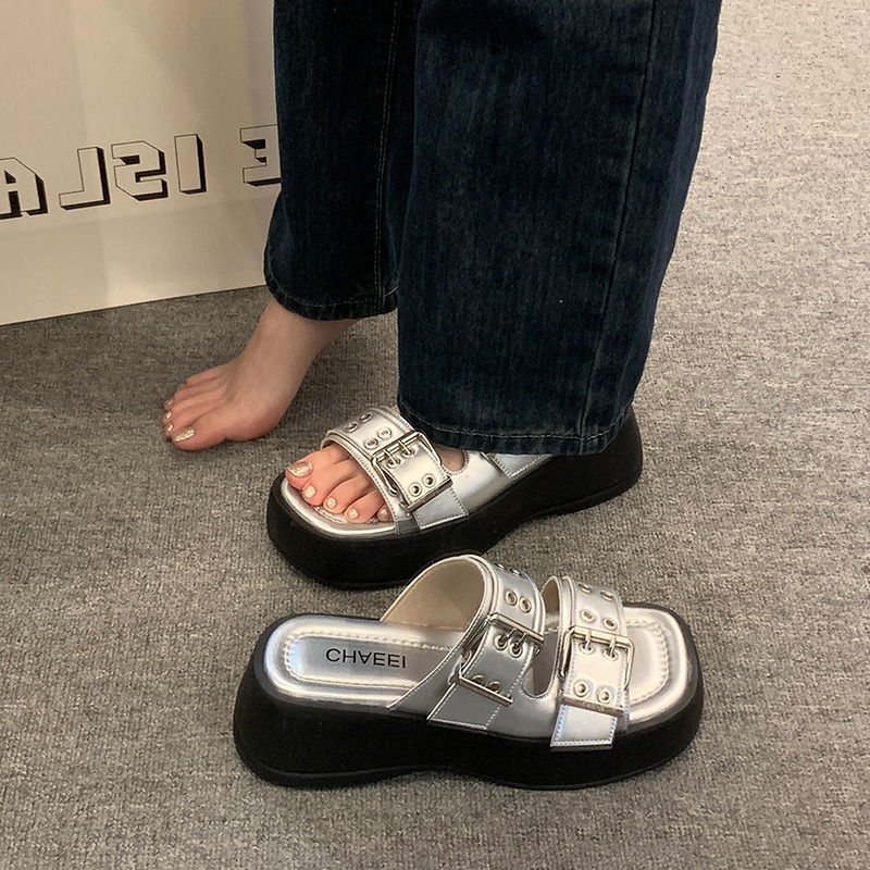 Flat Shoes Female Ladies' Slippers Platform Summer Clogs Woman Heeled Mules Luxury Slides Beach High Designer Soft Sandals