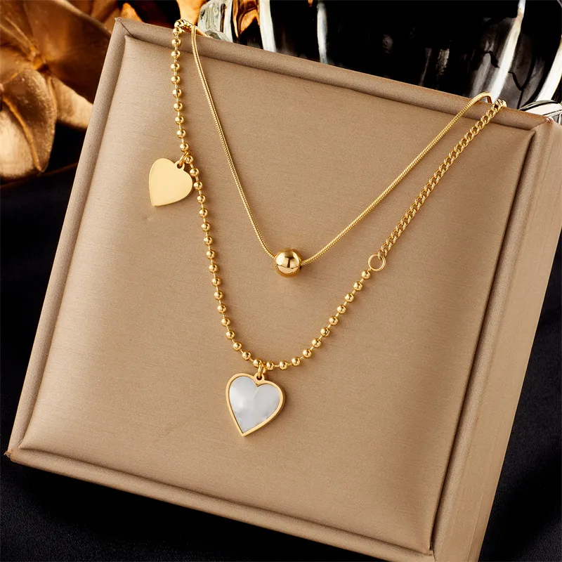 Elegant 18k Gold Plated Charm Necklace Heart Butterfly Moon Lock Pendant Necklace Charm Stainless Steel Stacking Necklaces Woman Luxury Wedding Jewelr